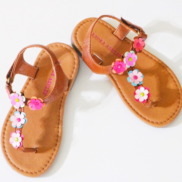 Flower Sandals - Picture 3 of 5